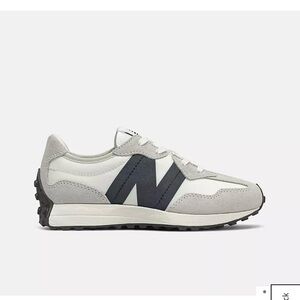 New Balance 327 Kid US13
